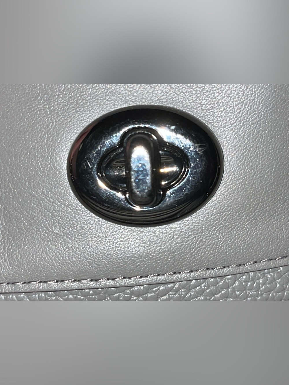Coach EUC Gray Edie turn-lock Leather and Suede Shoulder Bag Retails $495 - Picture 11 of 12